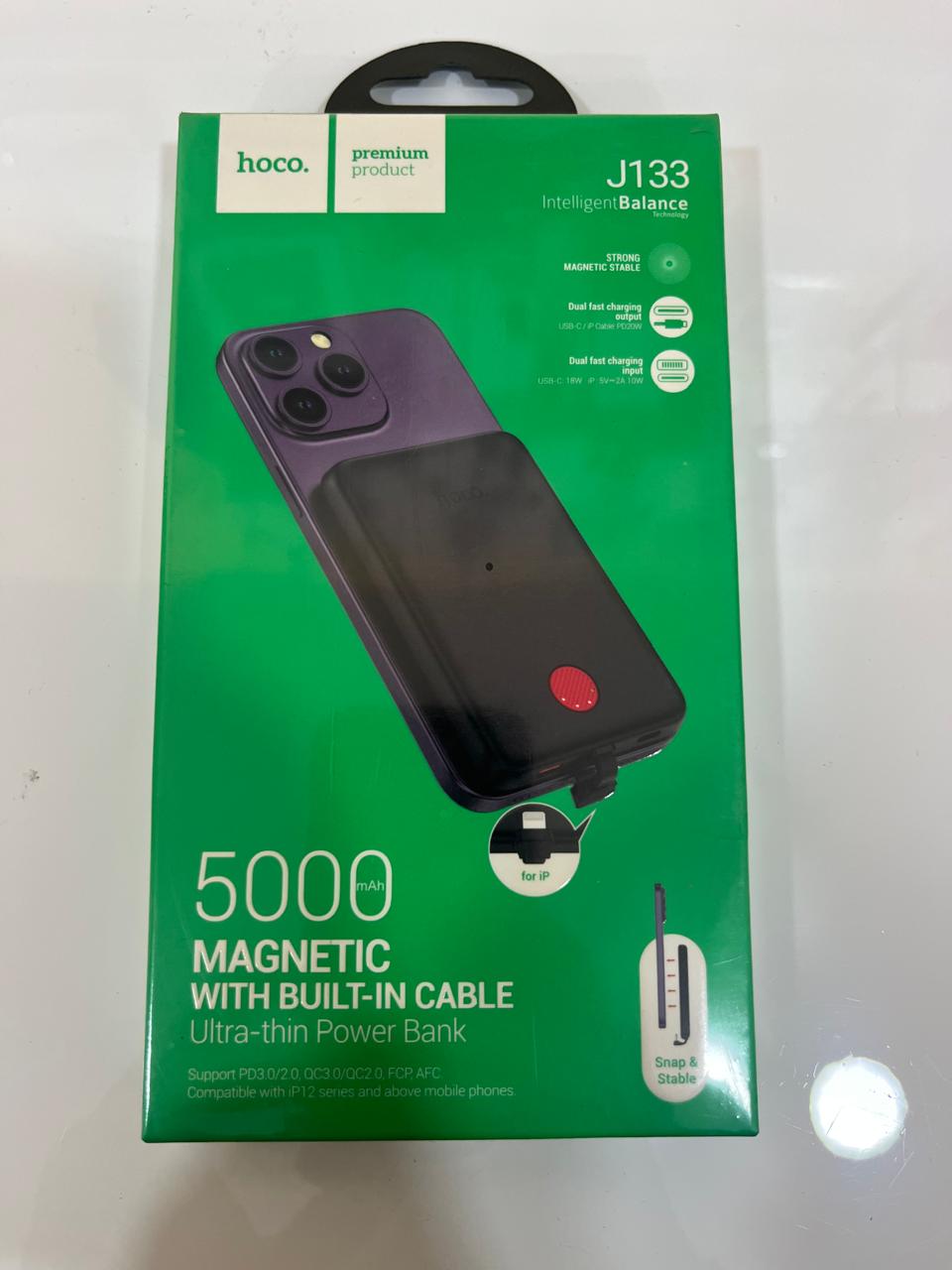 Magnatic with Built-In Cable USB-C / IP ultra thin